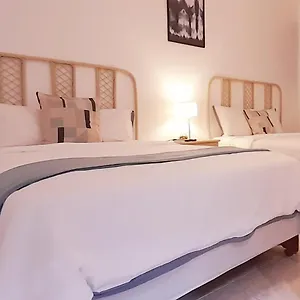 https://hotel-plaza-kavia.comcaribbean.com